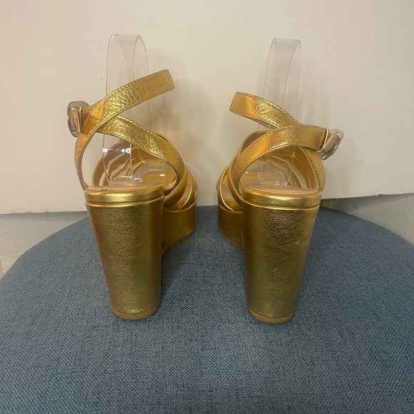 Charles David Judy Gold Wedge Sandal size 9 - Picture 5 of 12